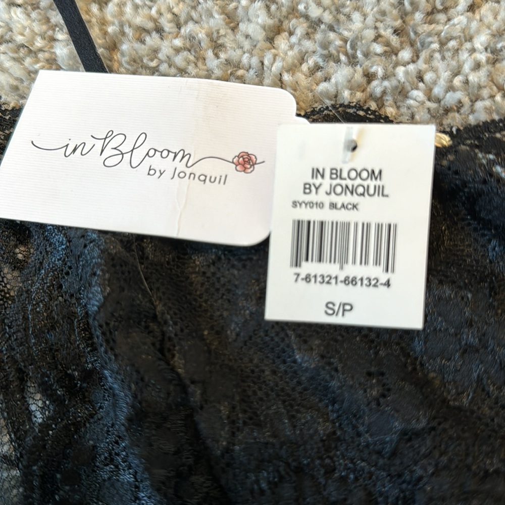 NWT In Bloom intimates - Picture 2 of 2